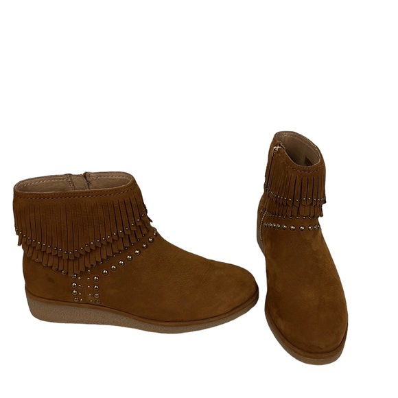 UGGS Ariane Chestnut Nubuck Studded, Fringe, Western Ankle Booties 7 - Picture 2 of 16
